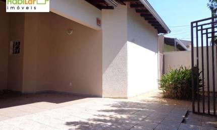 Casa com 3 dormitórios para alugar, 160 m² por R$ 2.835,00/mês - Jardim Caparroz - São José do Rio Preto/SP