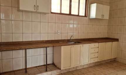 CASA RESIDENCIAL PARA VENDA COM 02 DORMITÓRIOS NA VILA SANTO ANTONIO