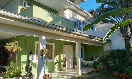 Casa em Condomínio para Venda em Rio de Janeiro, Vargem Pequena, 4 dormitórios, 1 suíte, 3 banheiros, 4 vagas