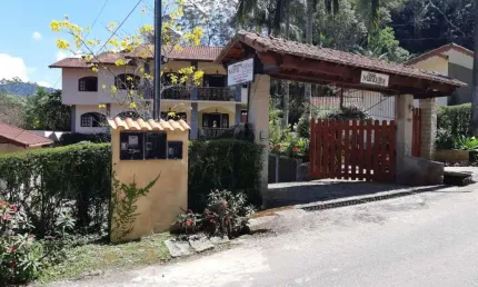 Chácara para Venda em Nova Friburgo, Mury, 8 dormitórios, 8 suítes, 12 banheiros, 20 vagas