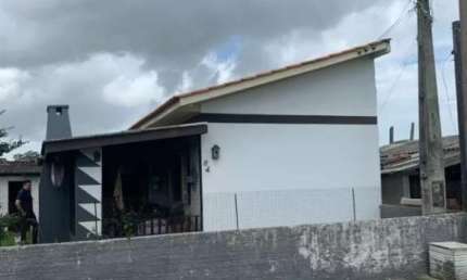 Casa com 1 quarto à venda no Coloninha, Araranguá 