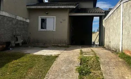 Casa Térrea à Venda com 3 Dormitorios! em Terra Preta