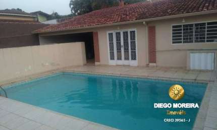 Casa à venda ou locação em Atibaia com 3 dormitórios - 701 m²