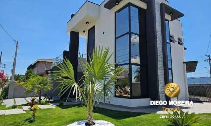 Casa de alto padrão com fino acabamento à venda em condomínio de Atibaia