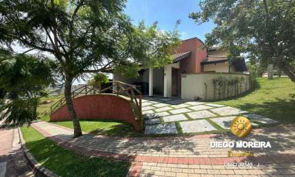 Linda casa à venda em Mairiporã e dentro do condomínio Morada Do Sol