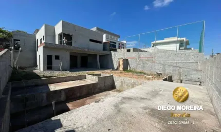 CASA TÉRREA À VENDA EM CONDOMÍNIO FECHADO – COMPLETA E PRONTA PARA MORAR!