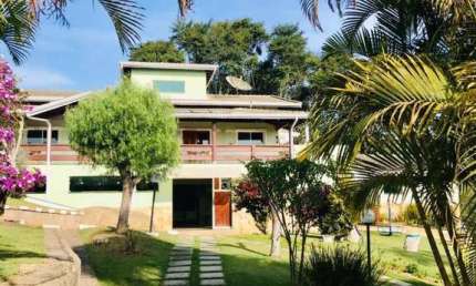 Chácara de alto padrão á venda em Terra Preta - 9.000 m²