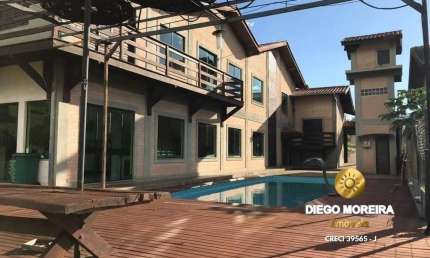 Casa á venda em condomínio  em Piracaia - 4 dormitórios