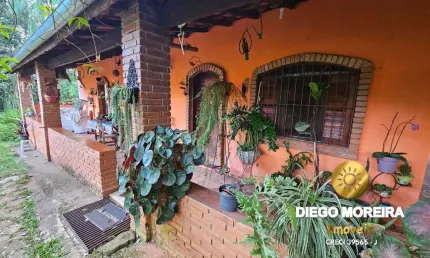 Chácara Térrea à Venda em Mairiporã – Um Refúgio com Natureza!