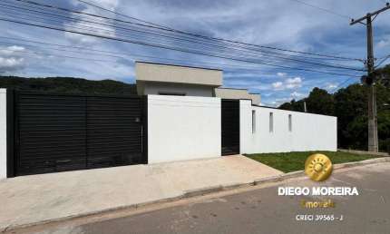 Casa à venda em Terra Preta com 3 dormitórios e apto para financiamento