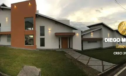 Mansão à venda em condomínio de Alto Padrão em Atibaia