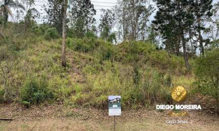 Terreno à venda e pronto para construir em condomínio de Mairiporã