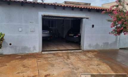 Casa para Venda em Pradópolis, Maria Luiza 1, 3 dormitórios, 3 banheiros, 3 vagas