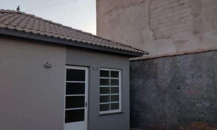 Casa para Venda em Ribeirão Preto, Jardim Cristo Redentor, 2 dormitórios, 1 banheiro, 1 vaga