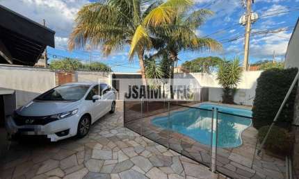 Casa para Venda em Ribeirão Preto / SP no bairro Jardim Ouro Branco