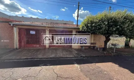 Casa para Venda em Pradópolis / SP no bairro CENTRO