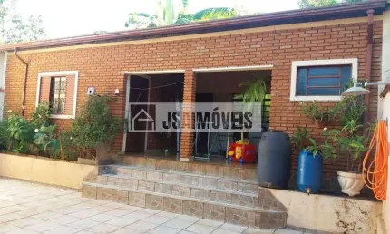 Casa com 3 quartos à venda no Centro, Dumont 