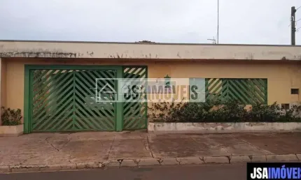 Casa para Venda em Pradópolis / SP no bairro Jardim Primavera