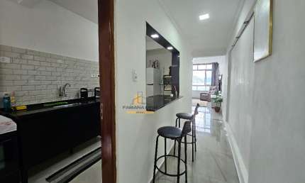 Apartamento 2 Dormitórios com Vista Deslumbrante da Praia!