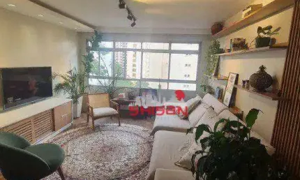 Apartamento com 3 dormitórios proximo ao metro Moema