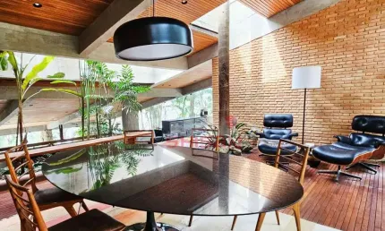 Casa de Alto padrão pe-na-água na Represa de Cantareira/Mairiporã à 45 min do Centro de São Paulo
