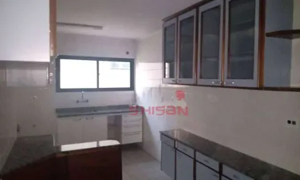 Apartamento de 147m² com 3 dormitórios e 4 vagas na garagem em perdizes