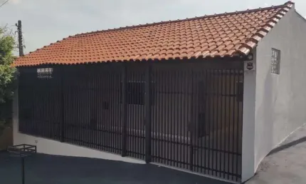 Casa para Venda em Bauru, Núcleo Residencial Beija-Flor, 4 dormitórios, 1 suíte, 2 banheiros, 3 vagas