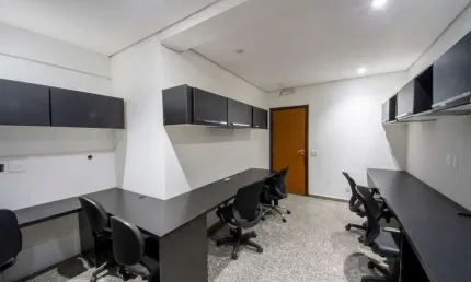 Sala comercial para alugar no Jardim das Acacias, São Paulo 