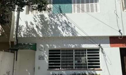 Casa com 4 quartos para alugar na Aclimação, São Paulo 