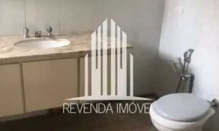 Casa com 4 quartos para alugar no Brooklin, São Paulo 