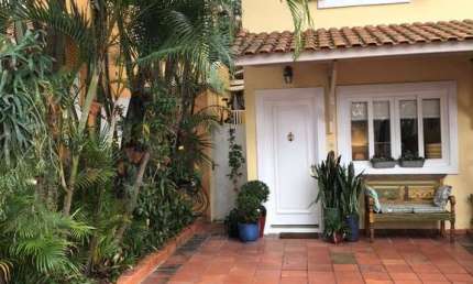 Casa com 4 quartos para alugar no Jardim Monte Alegre, São Paulo 