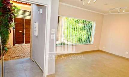 Casa com 3 quartos para alugar no Campo Belo, São Paulo 
