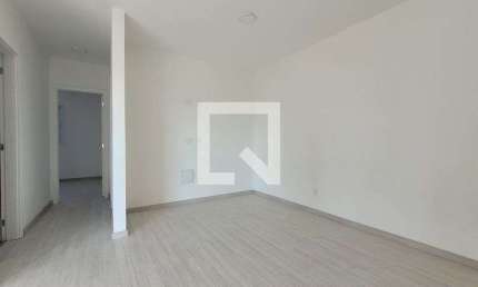 Apartamento à Venda - Vila Metalúrgica, 2 Quartos,  57 m2