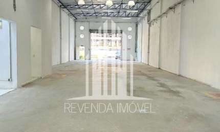Galpão Comercial para Locação na Vila Prudente em São Paulo-SP: 3 Salas, 3 Banheiros, 6 Vagas de Garagem, 645m² de Área