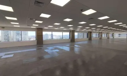 Andar inteiro com 1.602 m² para locação na Água Branca