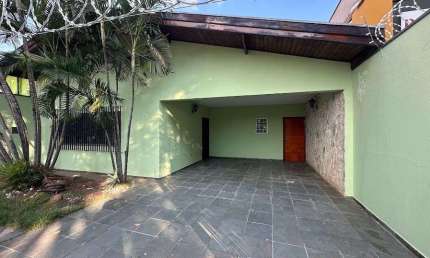Casa térrea a venda no bairro Jardim Emília em Sorocaba
