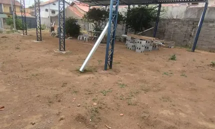 Terreno na zona sul de São José, tanto comercial como residencial