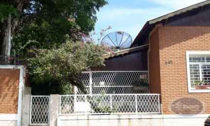 Casa com 3 dormitórios à venda, 229 m² por R$ 950.000,00 - Centro - São Simão/SP