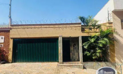 Casa com 4 dormitórios à venda, 293 m² por R$ 720.000,00 - Jardim Macedo - Ribeirão Preto/SP