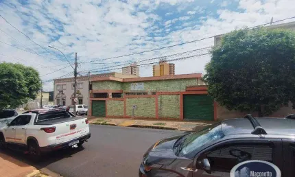 Casa com 4 dormitórios à venda, 290 m² por R$ 1.000.000,00 - Campos Elíseos - Ribeirão Preto/SP