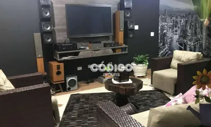 Casa com 3 quartos à venda na Rua Gabriel Vasconcelos, 226, Vila Galvão, Guarulhos