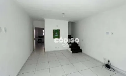 Sobrado com 3 dormitórios para alugar, 200 m² por R$ 5.002,00/mês - Vila Paulicéia - São Paulo/SP