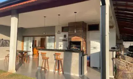 Chácara com 3 dormitórios à venda, 1000 m² por R$ 950.000,00 - Freguesia da Escada - Guararema/SP