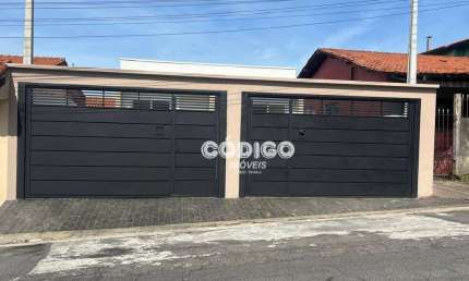 Casa com 3 dormitórios à venda, 100 m² por R$ 645.000,00 - Portão - Arujá/SP
