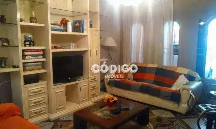 Casa com 4 quartos à venda, 250 m² por R$ 2.100.000 - Vila Rosália - Guarulhos/SP