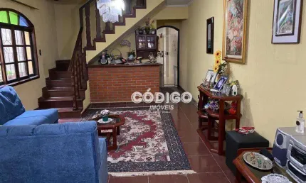 Sobrado com 4 dormitórios à venda, 80 m² por R$ 800.000,00 - Jardim Santa Mena - Guarulhos/SP