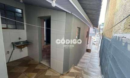 Casa com 1 dormitório para alugar, 220 m² por R$ 1.210,00/mês - Vila Maria Tereza - Guarulhos/SP