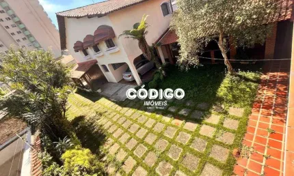 Sobrado à venda, em  localização privilegiada,  4 dormitórios, sendo 1 suíte, 442 m² de a.c., por R$ 1.800.000 - Vila Augusta - Guarulhos/SP
