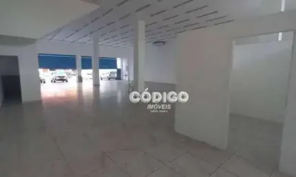 Salão para alugar, 530 m² de área total, sendo  333,45 construída por R$ 22.000/mês - Jardim Vila Galvão - Guarulhos/SP