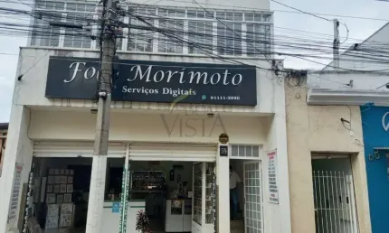 Ponto comercial com 02 salas para locação, com área total: 306 m², localização no centro de piracai